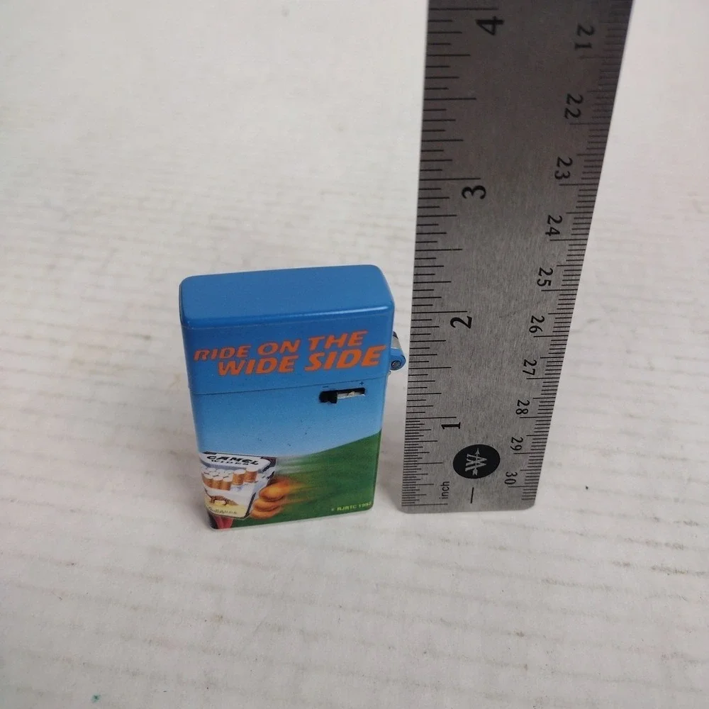 VTG CAMEL WIDES Motorcycle Joe 90's Ride On the Wild Side Flip-Top Lighter